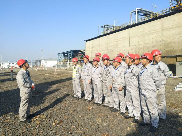 專門對施工人員進(jìn)行現(xiàn)場培訓(xùn)和注意安全事項